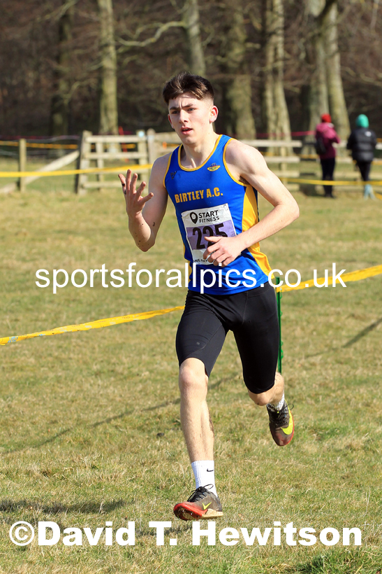 Mens under-17s Start Fitness NEHL, Alnwick, Northumberland. Photo: David T. Hewitson/Sports for All Pics